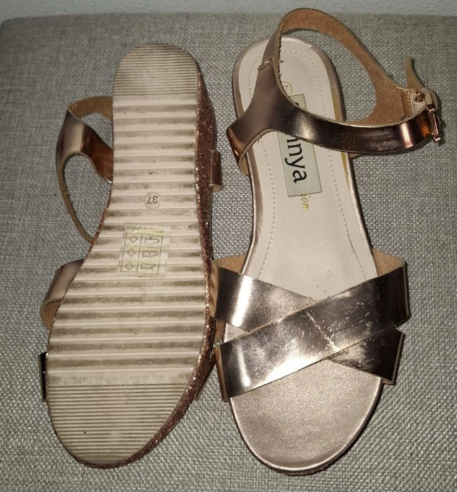 Gouden plateausandalen met glitter limite editie Y2K – photo 5